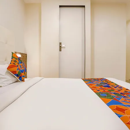 Fabhotel Golden Star-2